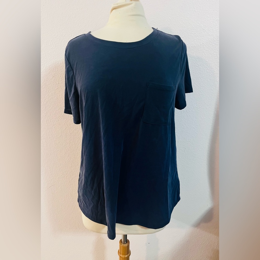 Green envelope, Modal soft navy Tee